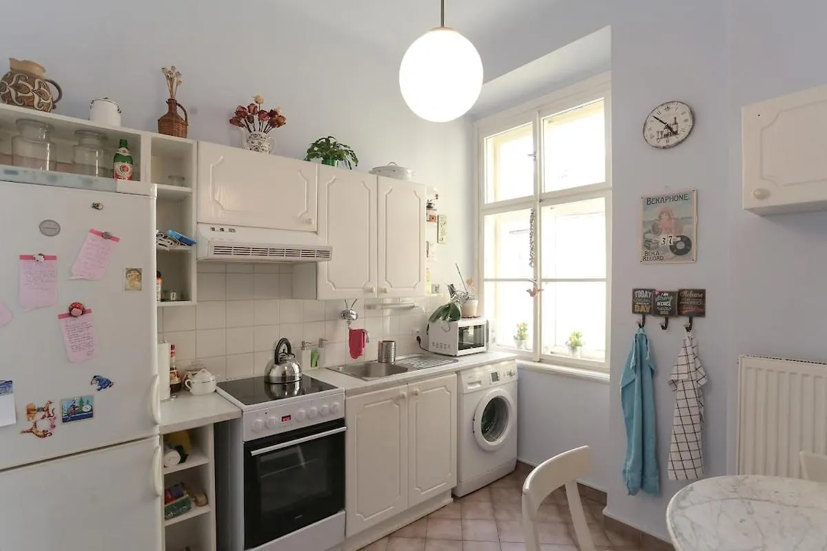 Central Two Floor Flat By Charles Bridge プラハ 0*,  チェコ